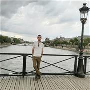 Prof de FLE (français langue étrangère) au public adulte